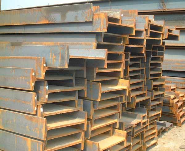 Black Hot Rolled Steel H Beam High Surface Hardness Costomized 1
