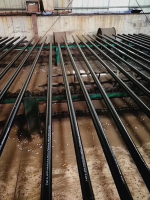 Black API 5L ASTM A106 A53 Seamless Steel Pipe For Petroleum Pipeline Industrial